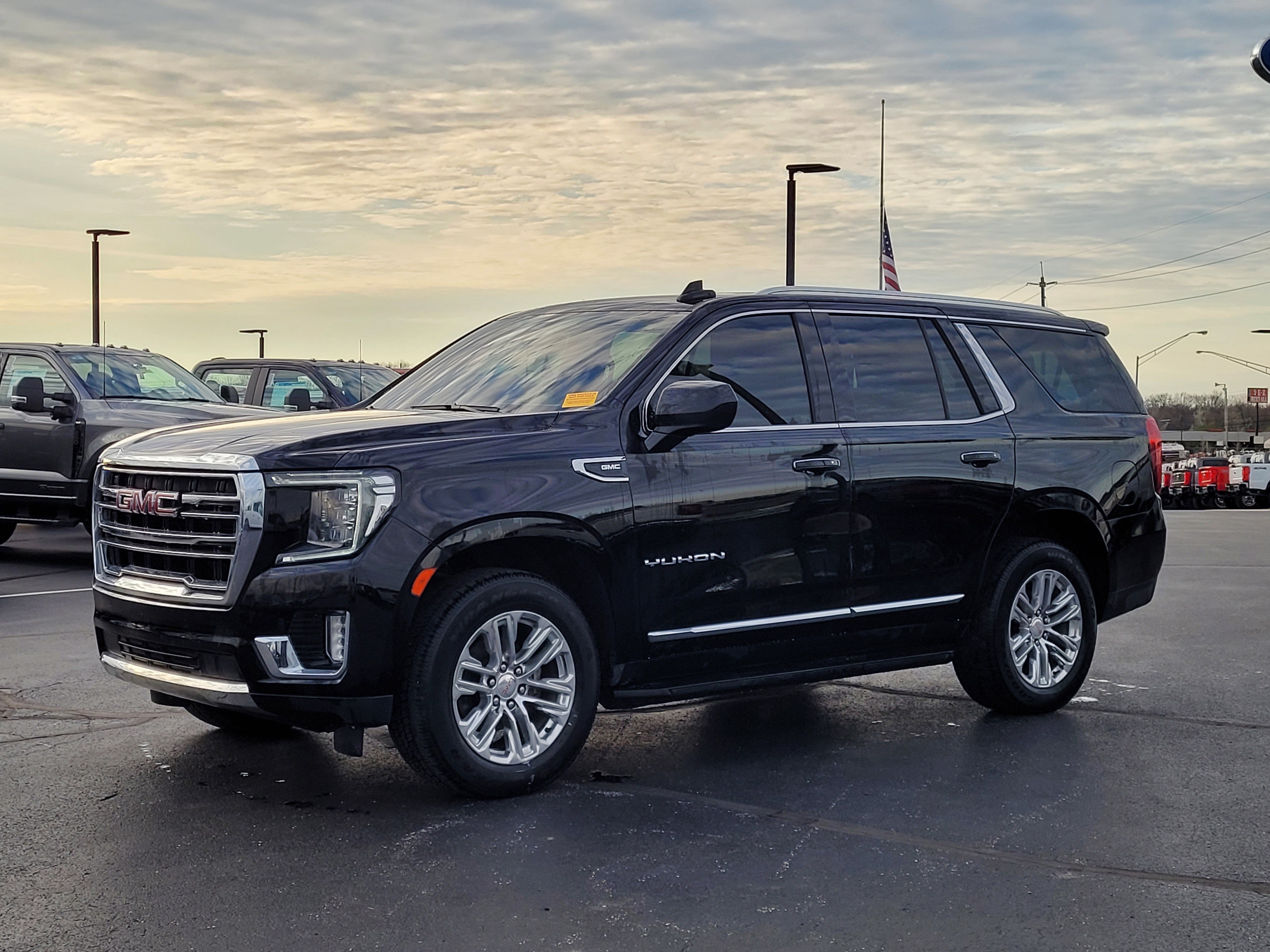 2021 GMC Yukon SLT