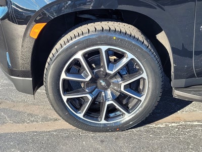 2023 Chevrolet Suburban RST