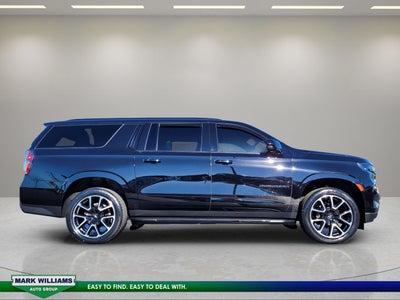 2023 Chevrolet Suburban RST