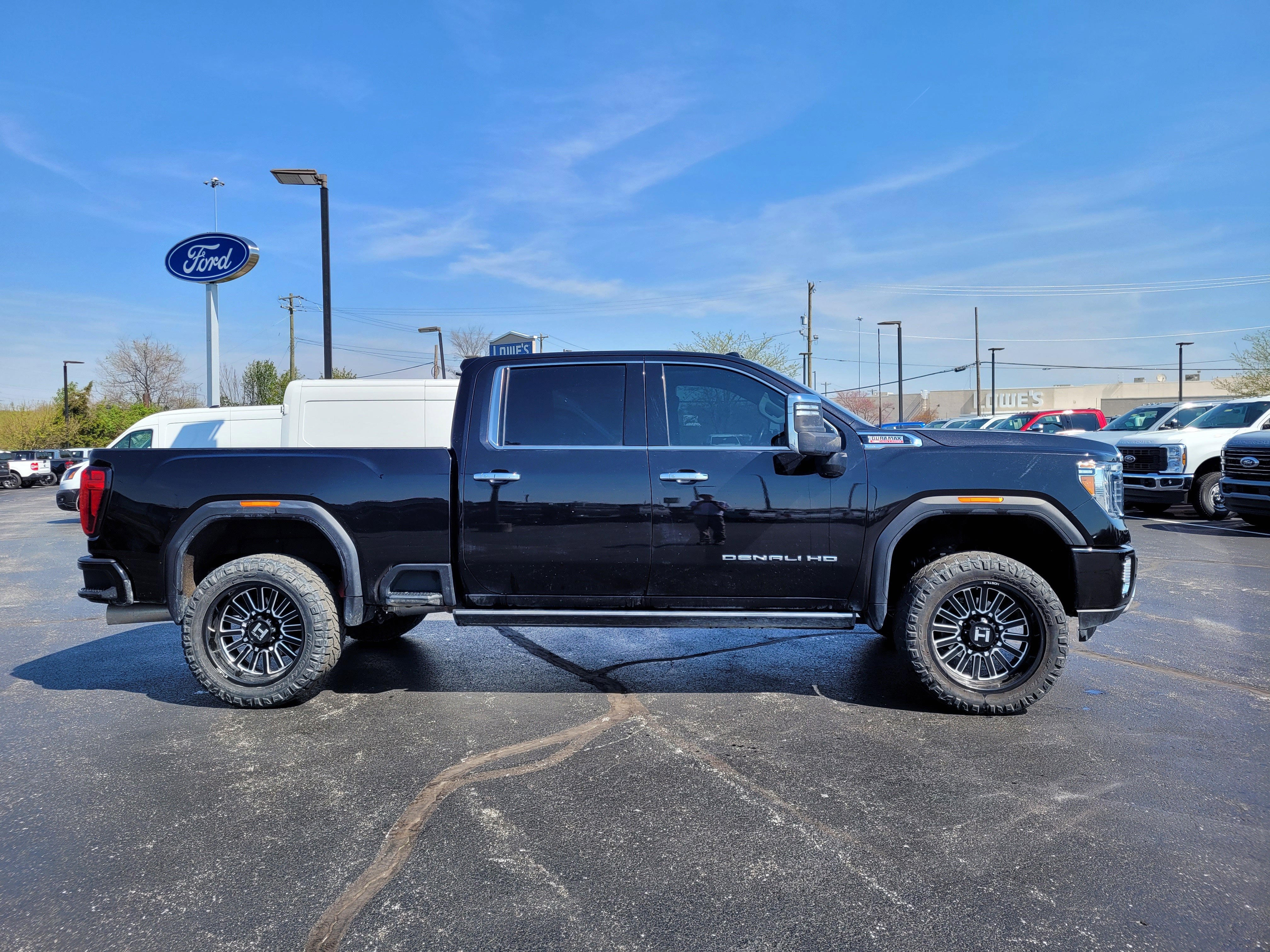 2023 GMC Sierra 2500HD Denali