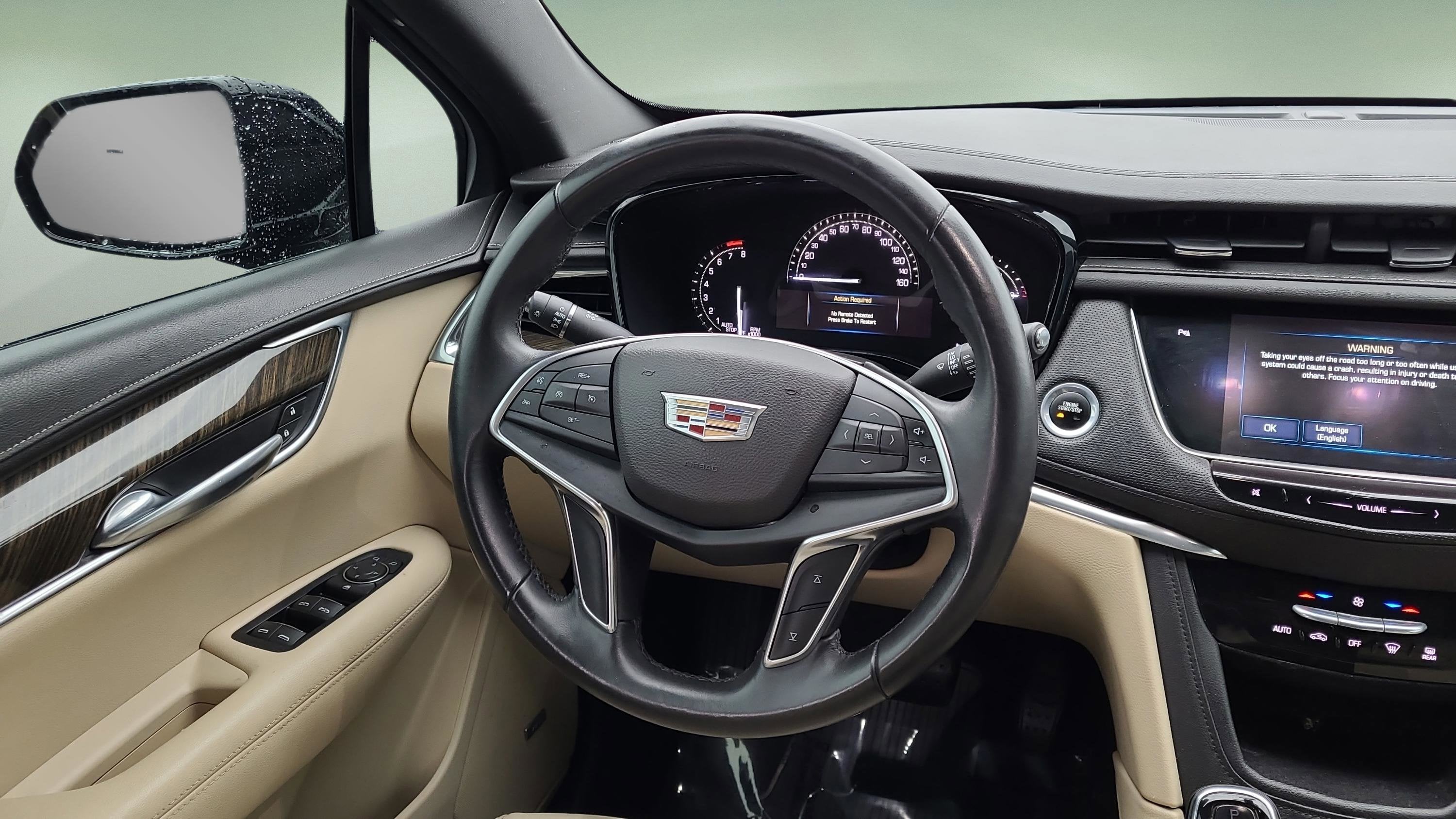 2017 Cadillac XT5 Base