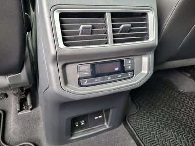 2024 Volkswagen Atlas 2.0T SEL