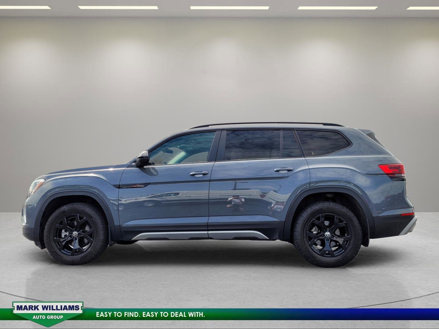 2024 Volkswagen Atlas 2.0T Peak Edition SE w/Technology