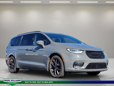 2021 Chrysler Pacifica Touring
