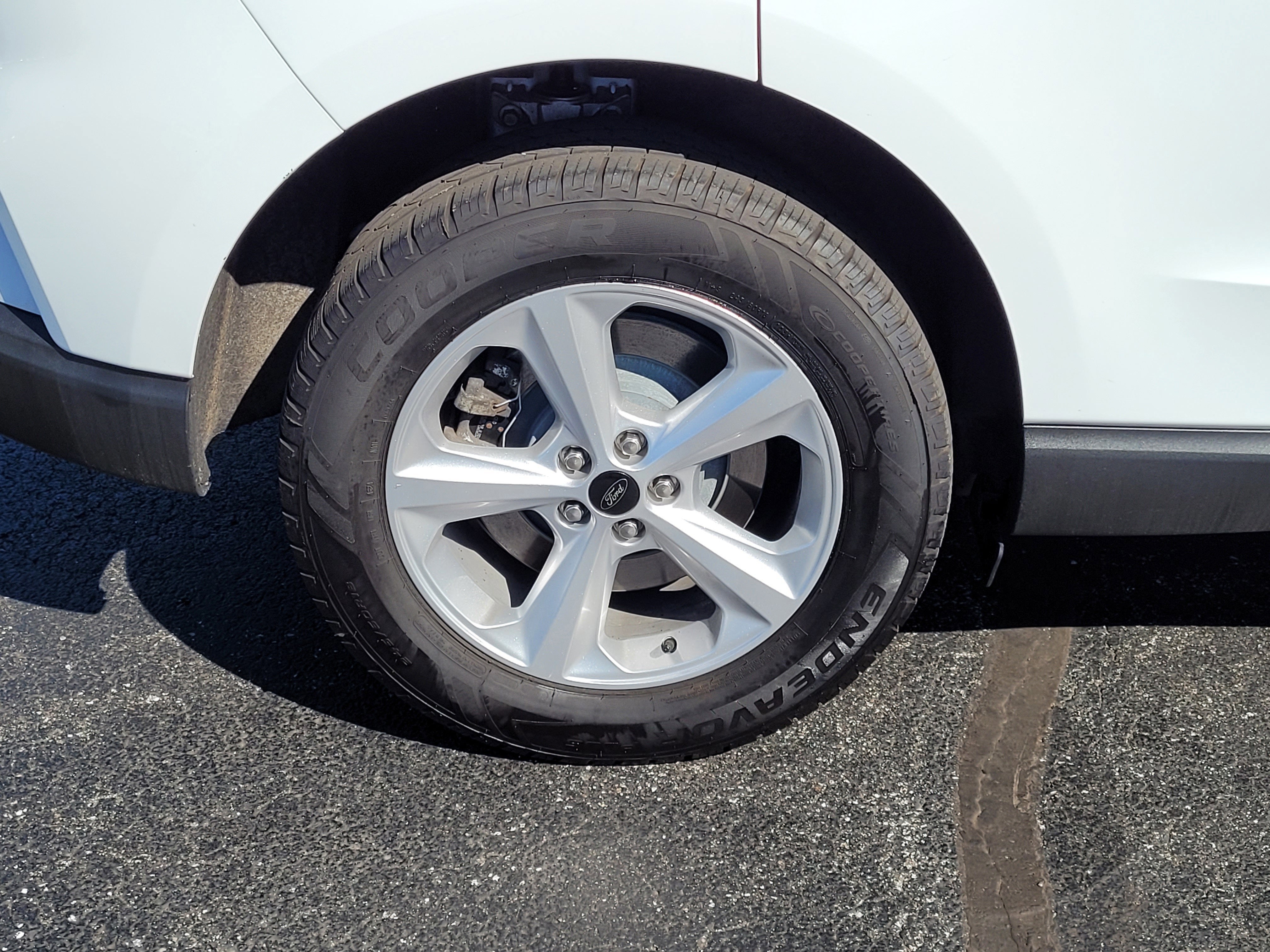 2024 Ford Edge SE