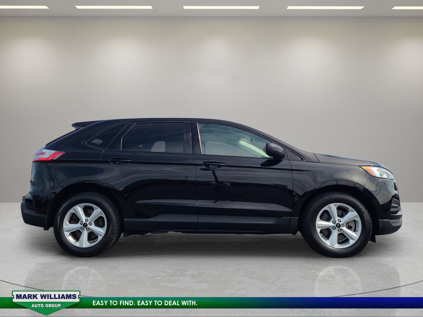 2023 Ford Edge SE
