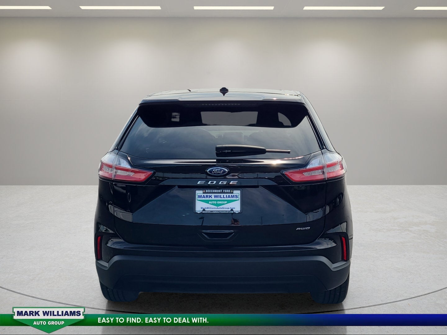 2023 Ford Edge SE