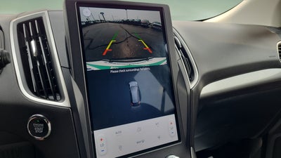 2022 Ford Edge SE