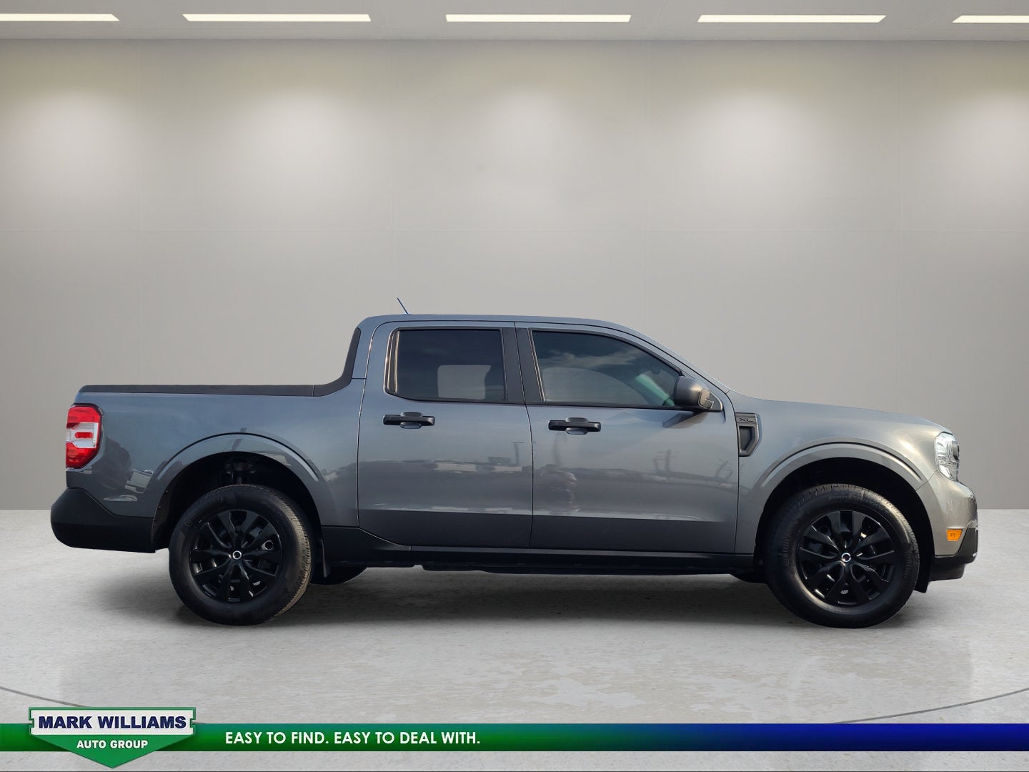 2023 Ford Maverick XL