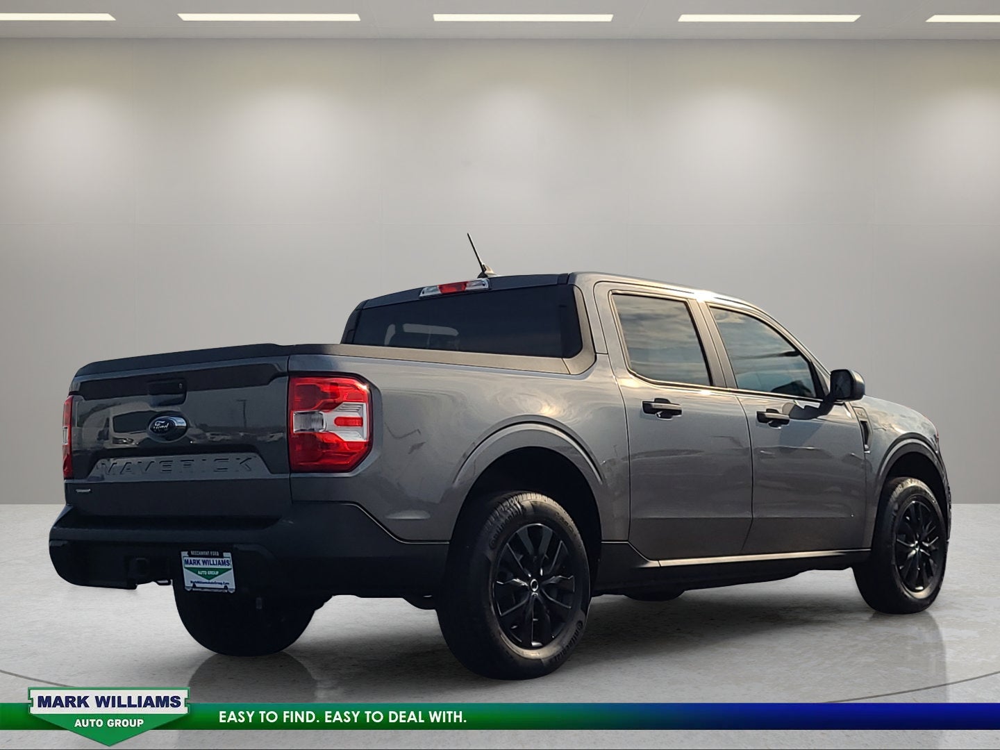 2023 Ford Maverick XL