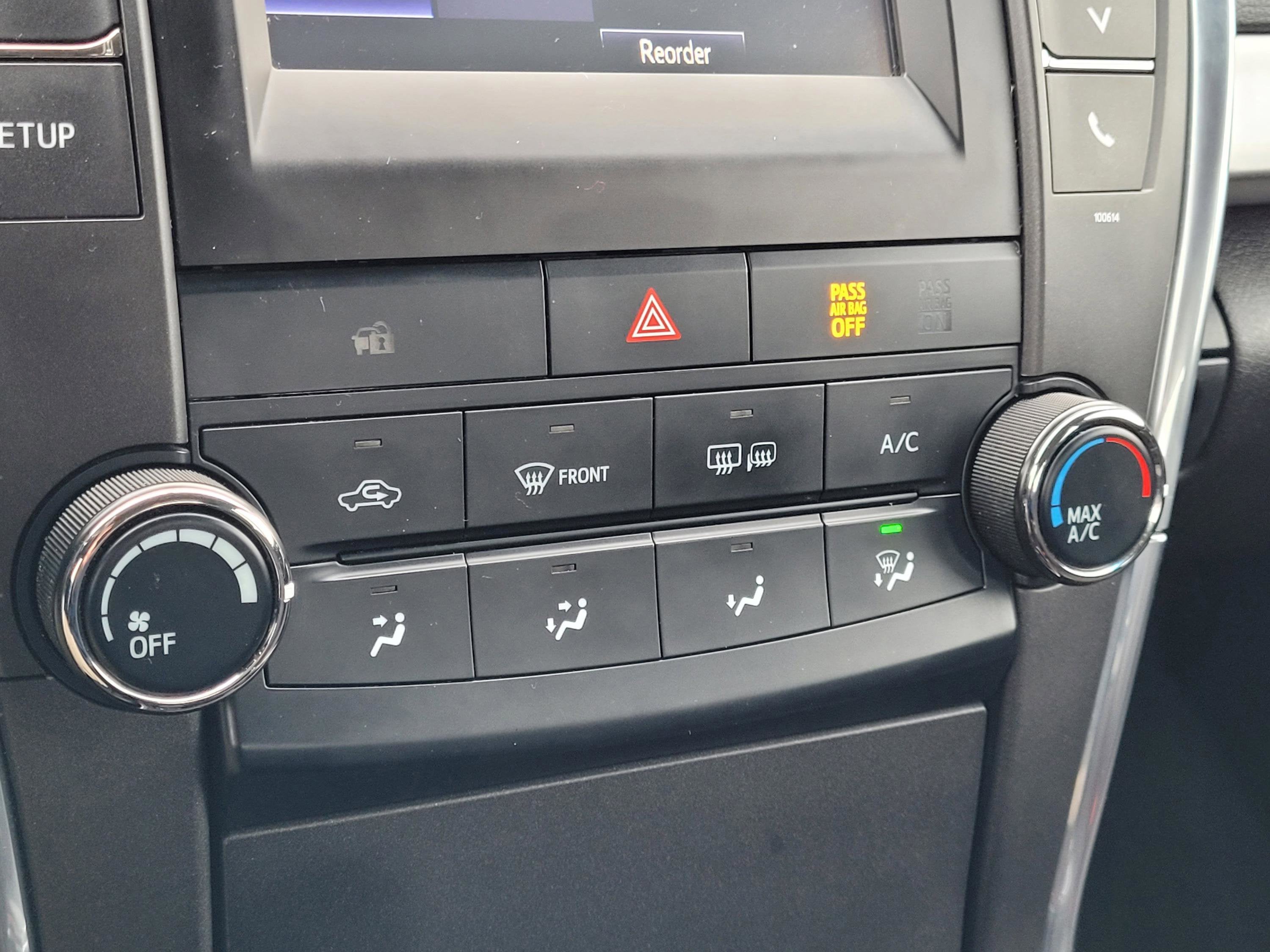 2017 Toyota Camry SE