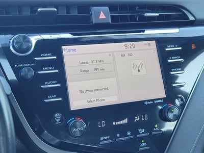 2020 Toyota Camry SE