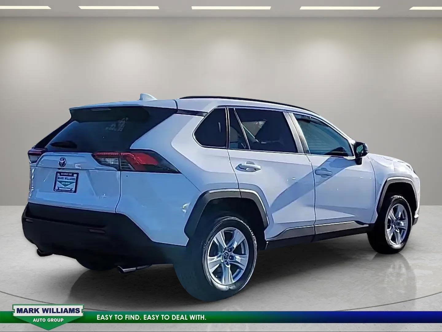 2021 Toyota RAV4 Hybrid LE