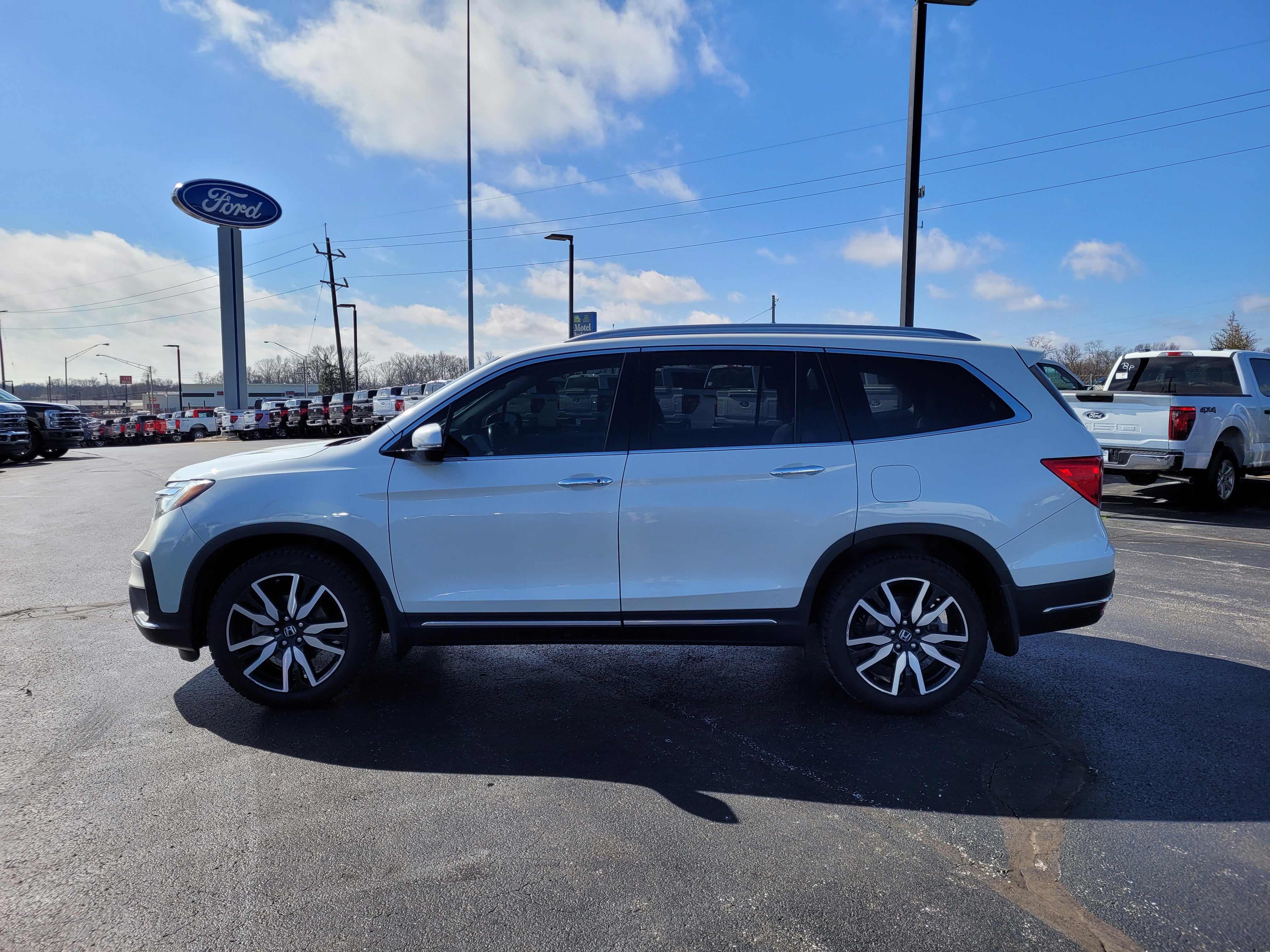 2019 Honda Pilot Touring 7 Passenger