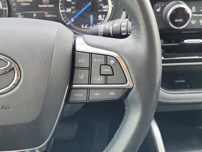 2021 Toyota Highlander Hybrid XLE