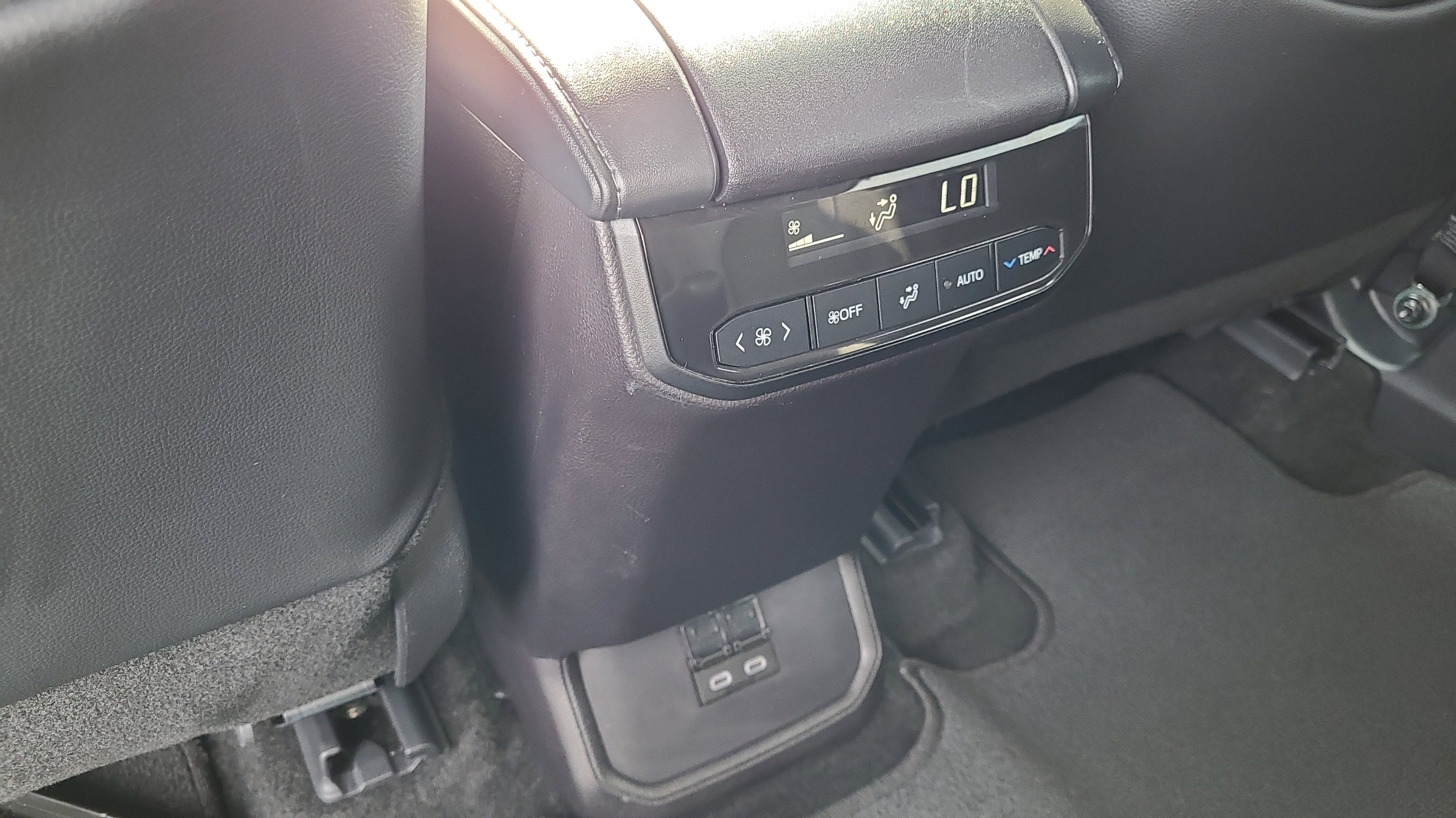 2024 Toyota Highlander Hybrid XLE