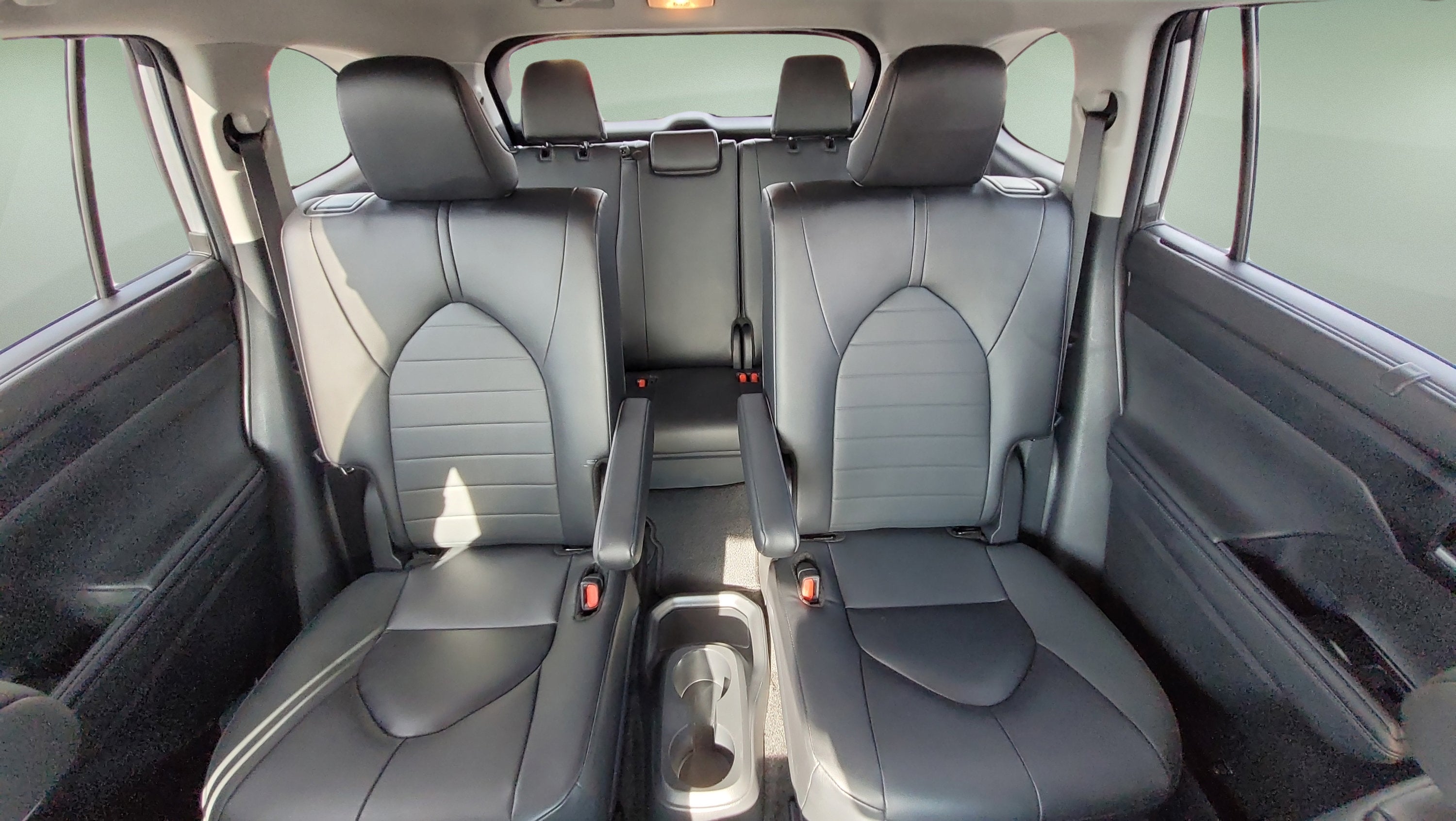 2024 Toyota Highlander Hybrid XLE
