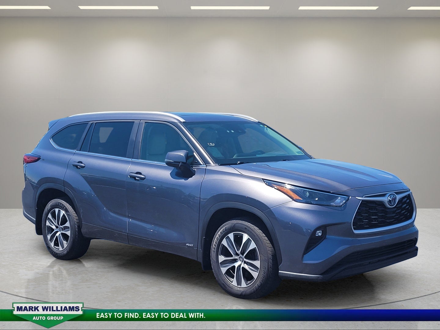 2023 Toyota Highlander Hybrid XLE