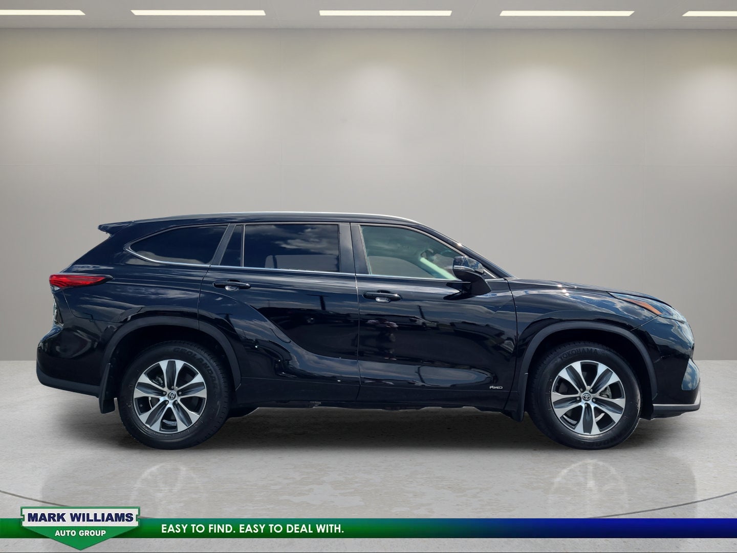 2023 Toyota Highlander Hybrid XLE