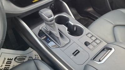 2023 Toyota Highlander Hybrid XLE