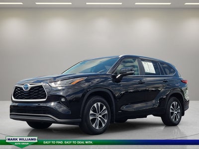 2023 Toyota Highlander Hybrid XLE