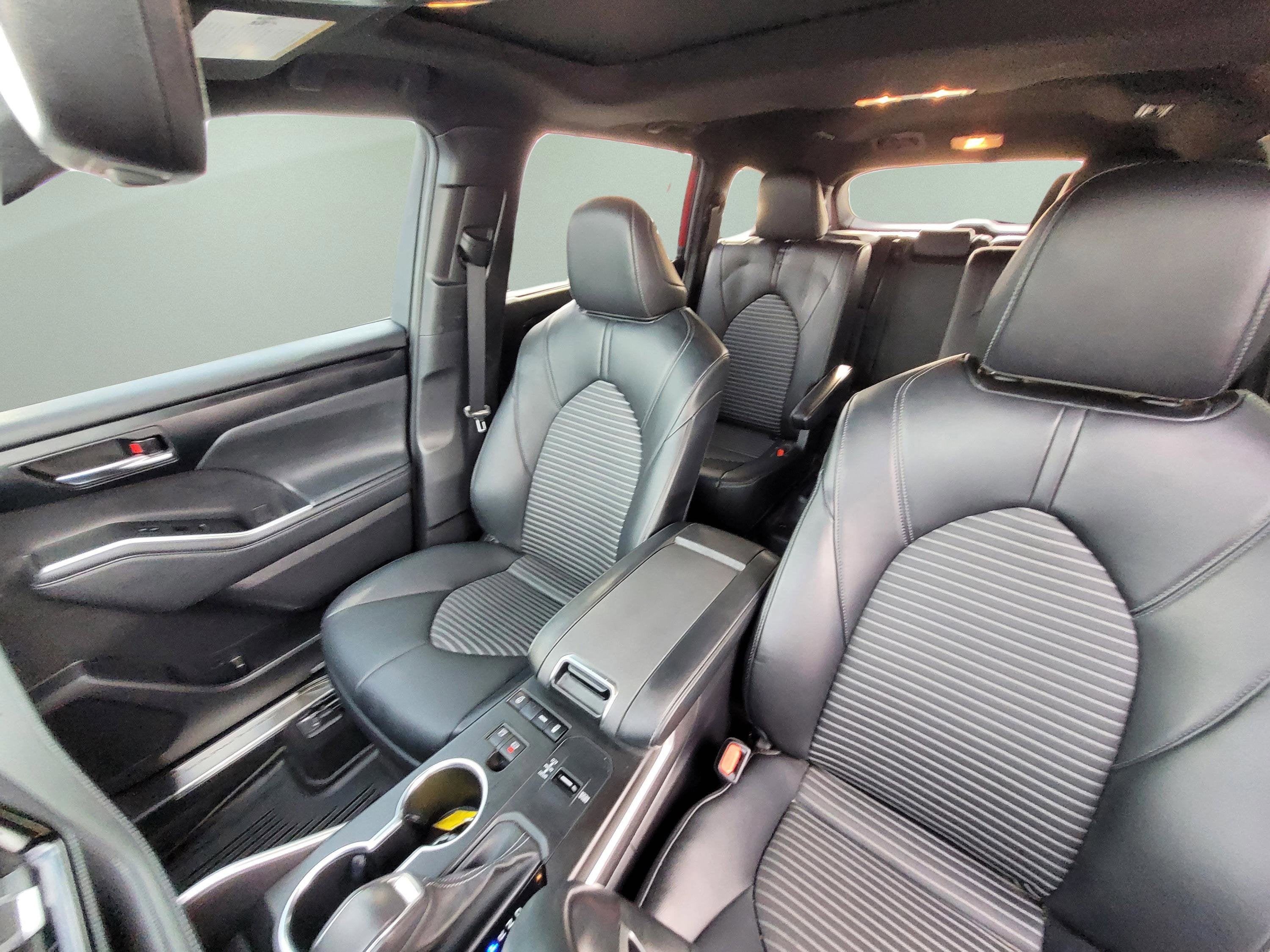 2022 Toyota Highlander XSE