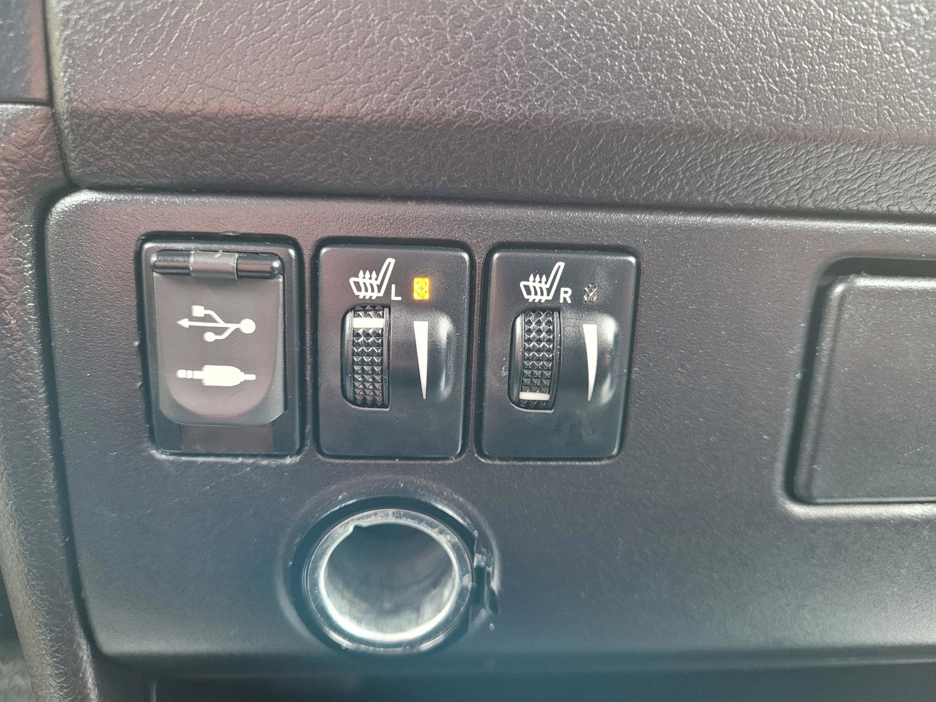 2015 Toyota Sienna SE 8 Passenger