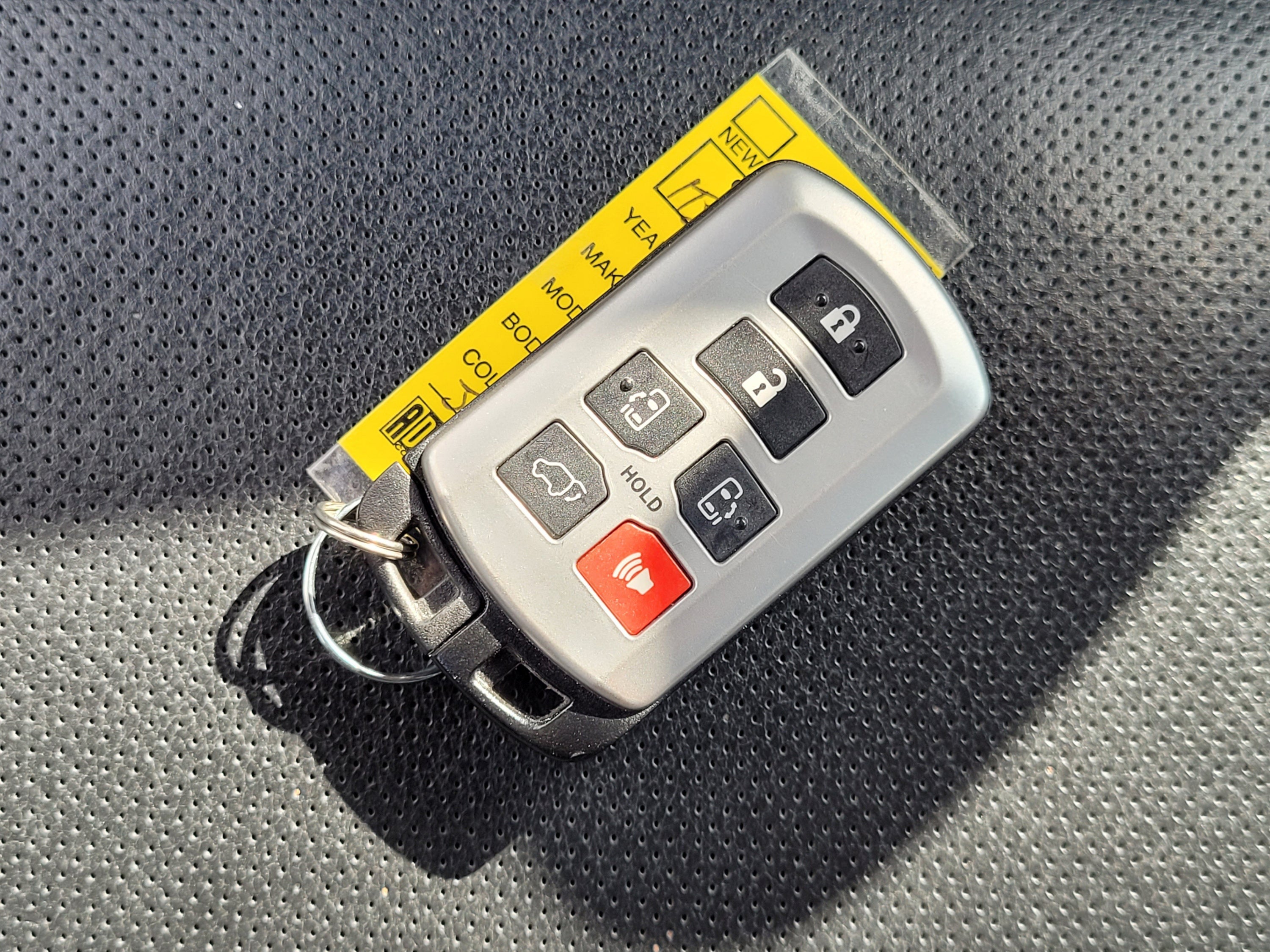 2018 Toyota Sienna SE 8 Passenger