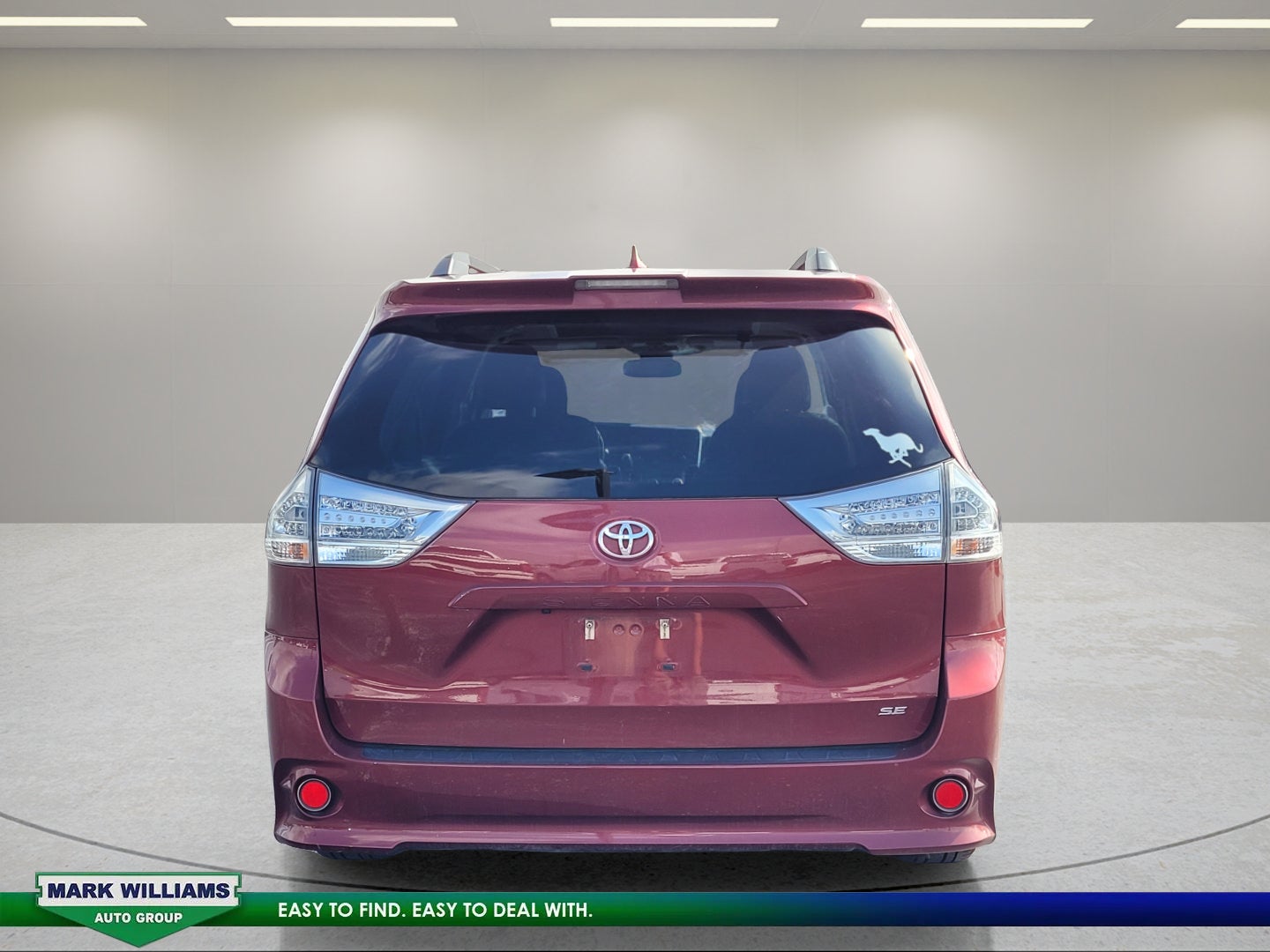 2018 Toyota Sienna SE 8 Passenger