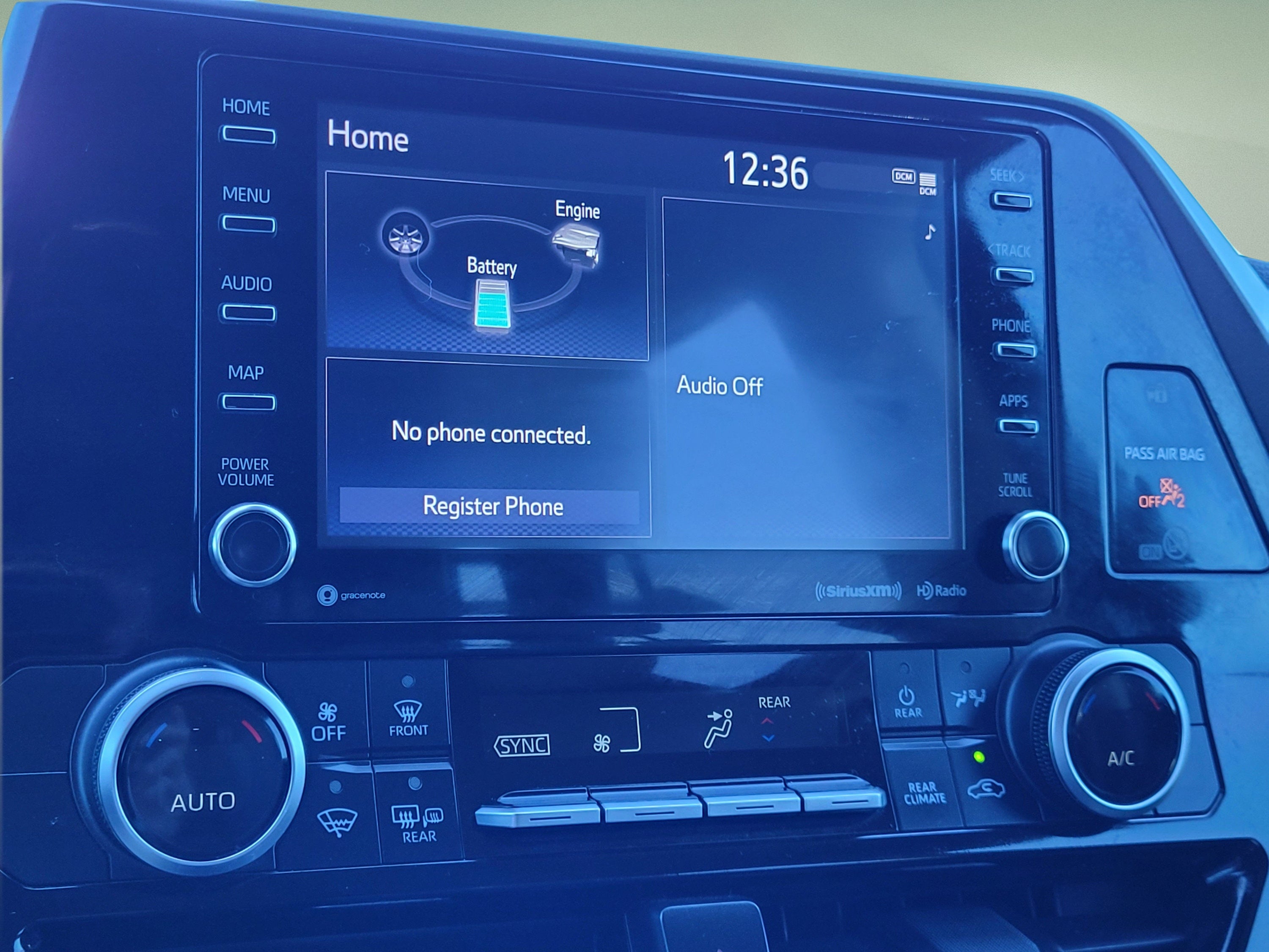 2020 Toyota Highlander Hybrid LE