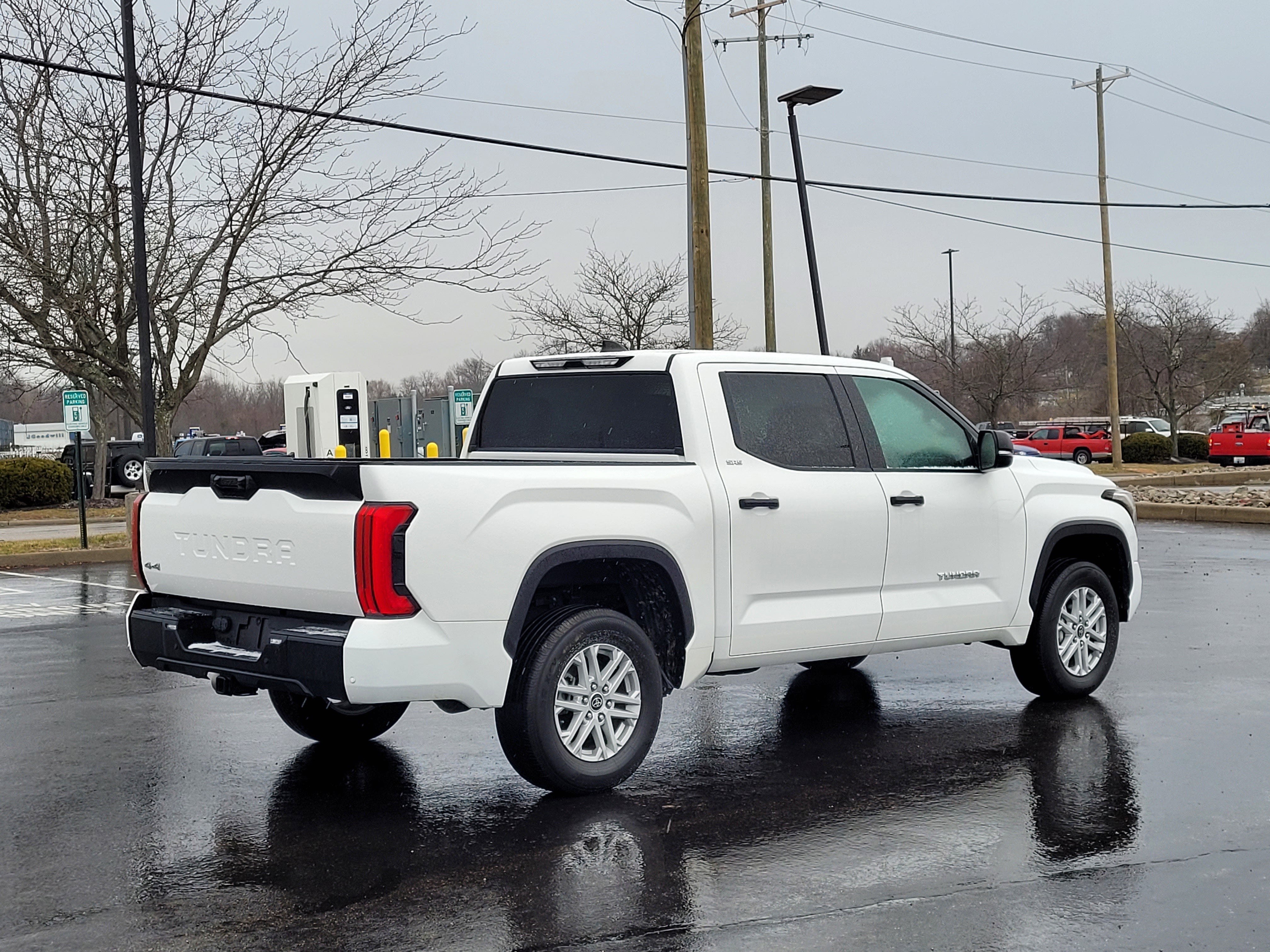 2024 Toyota Tundra SR5