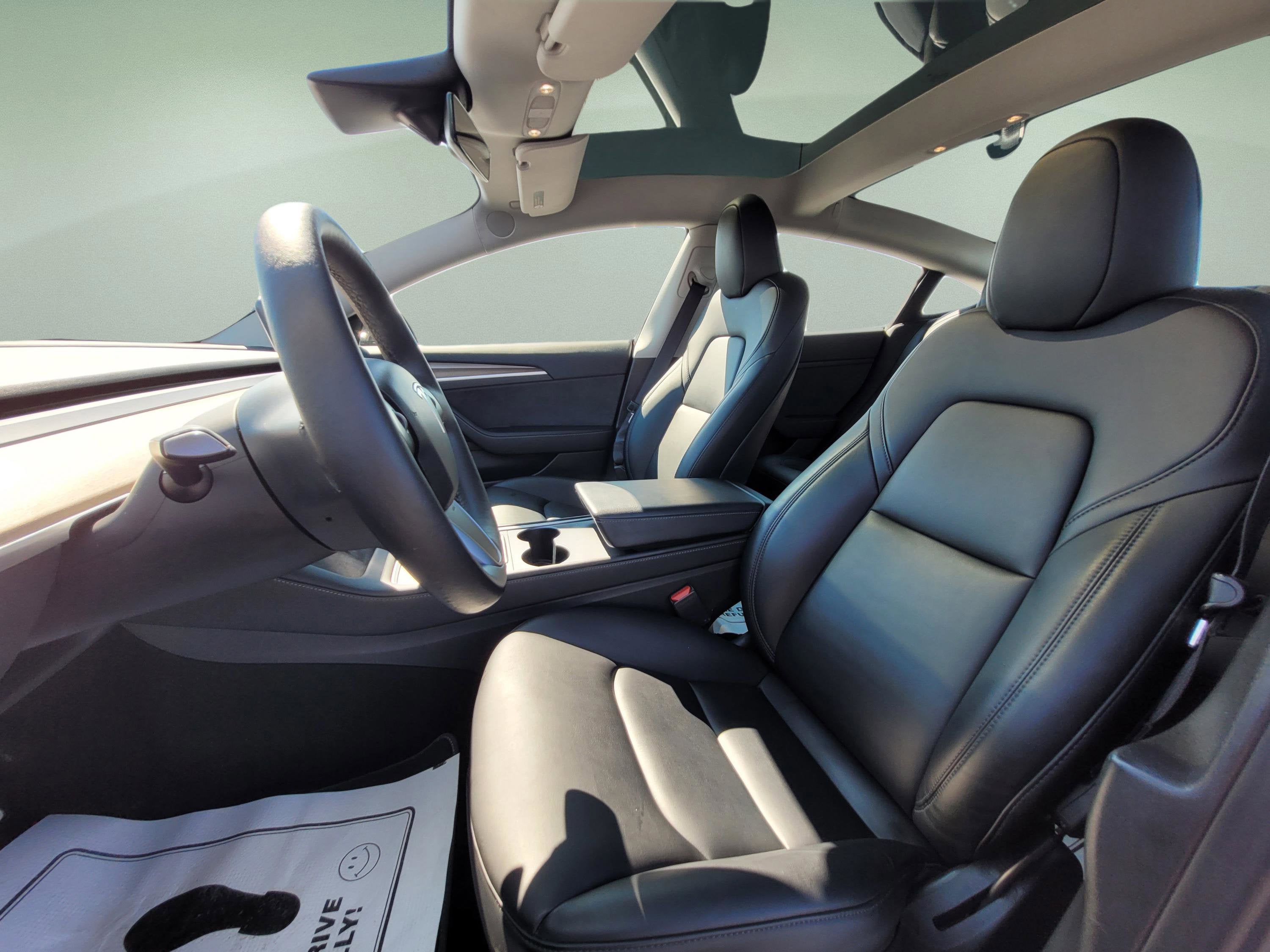 2023 Tesla Model 3 Performance