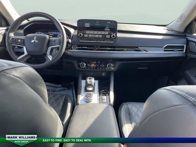 2023 Mitsubishi Outlander SEL