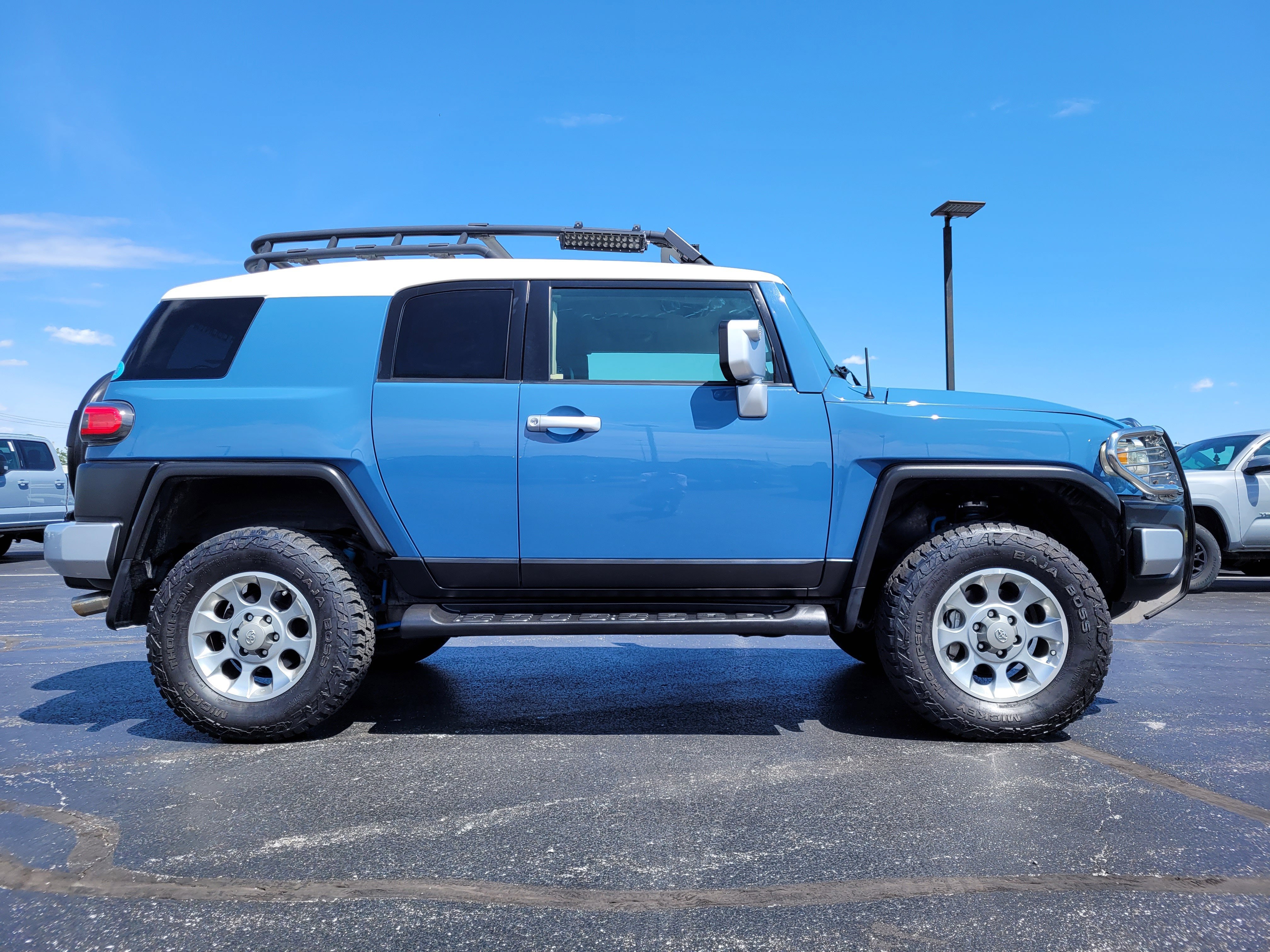 2013 Toyota FJ Cruiser Base