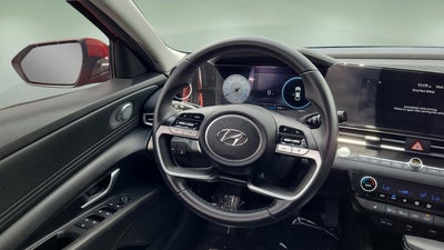 2022 Hyundai Elantra Limited