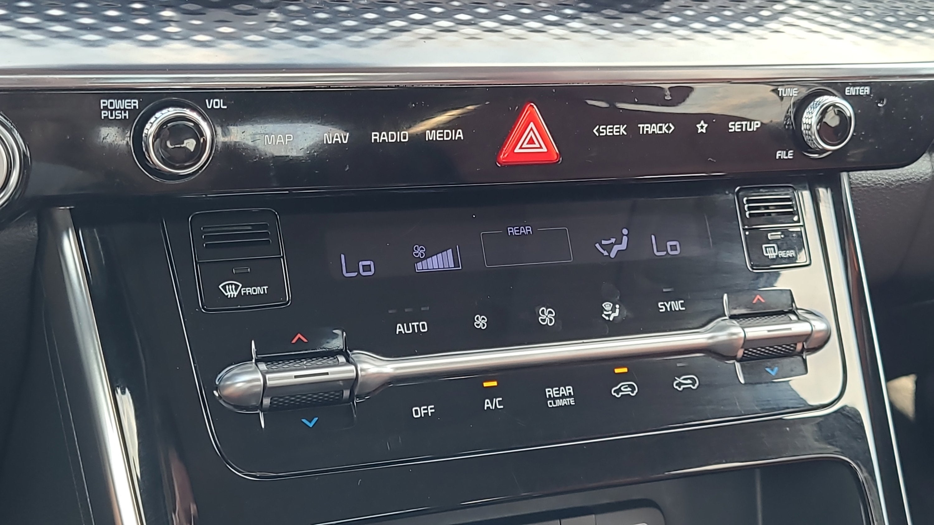 2024 Kia Carnival SX Prestige