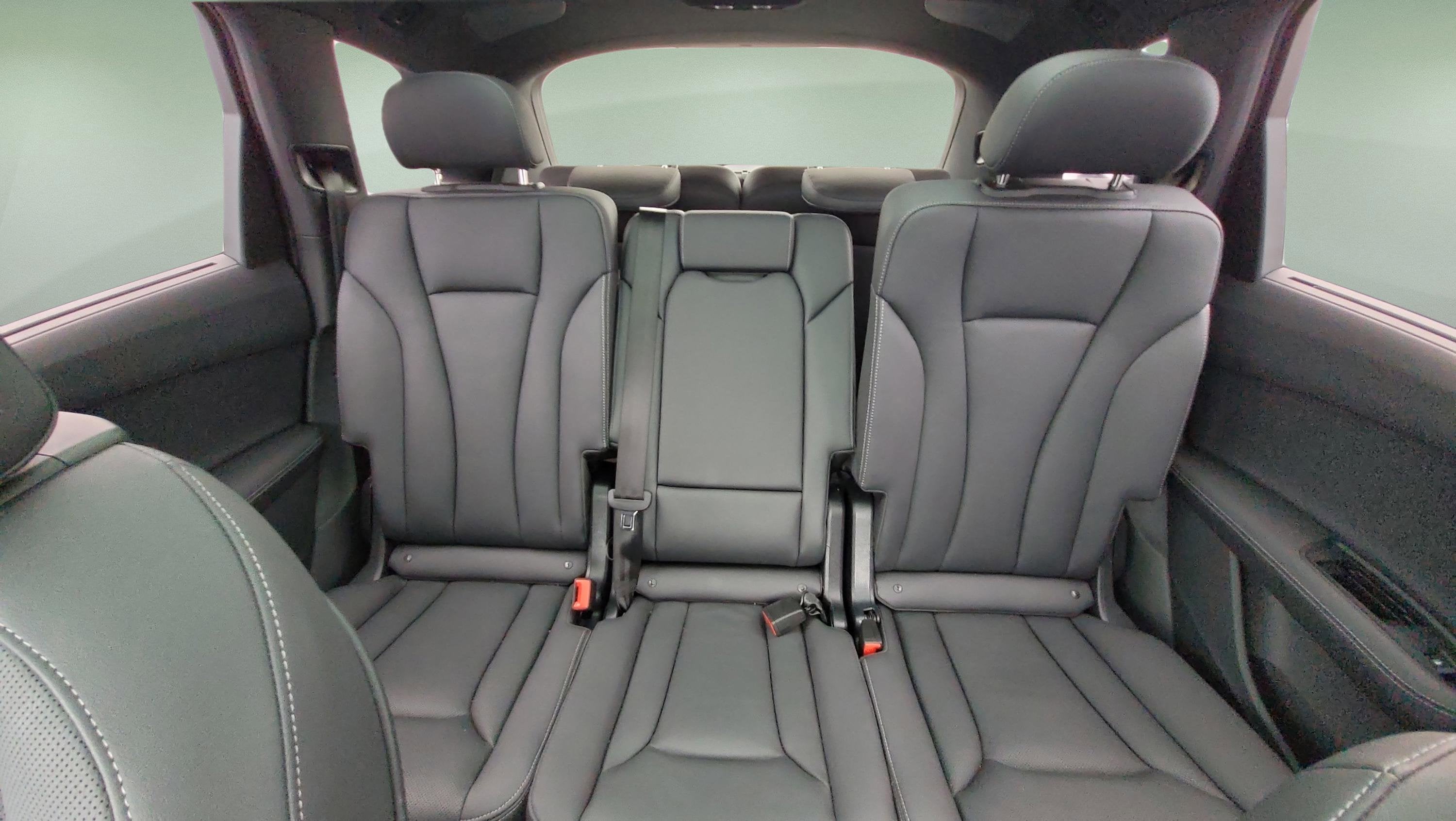 2025 Audi Q7 55 Premium Plus quattro