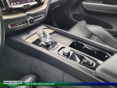 2022 Volvo XC60 B5 Inscription