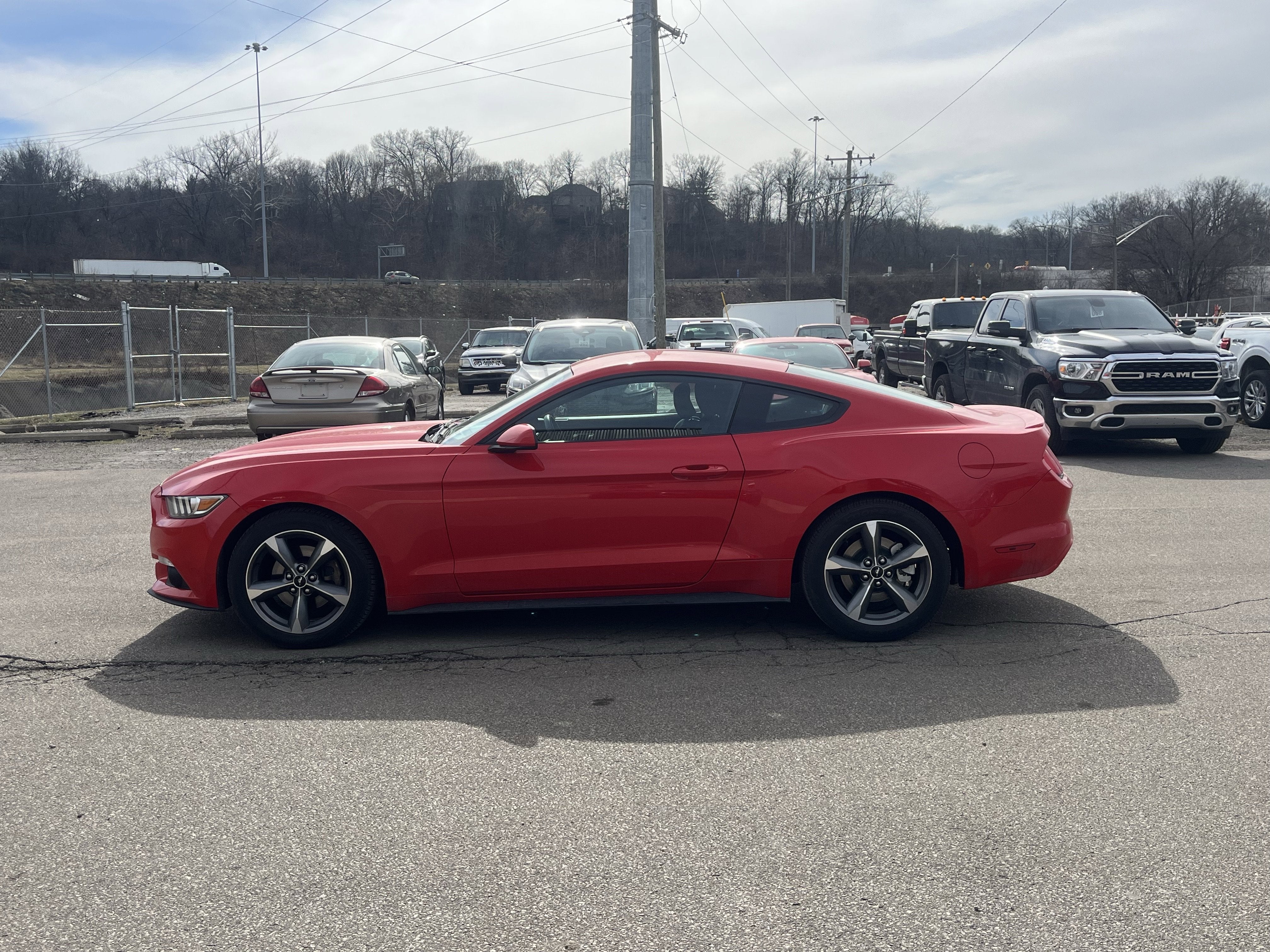 2016 Ford Mustang V6