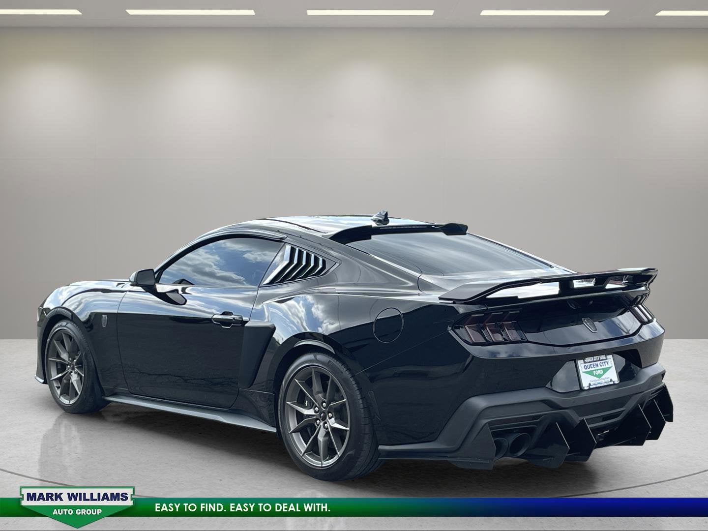 2024 Ford Mustang Dark Horse