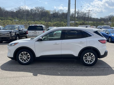 2022 Ford Escape Hybrid SE