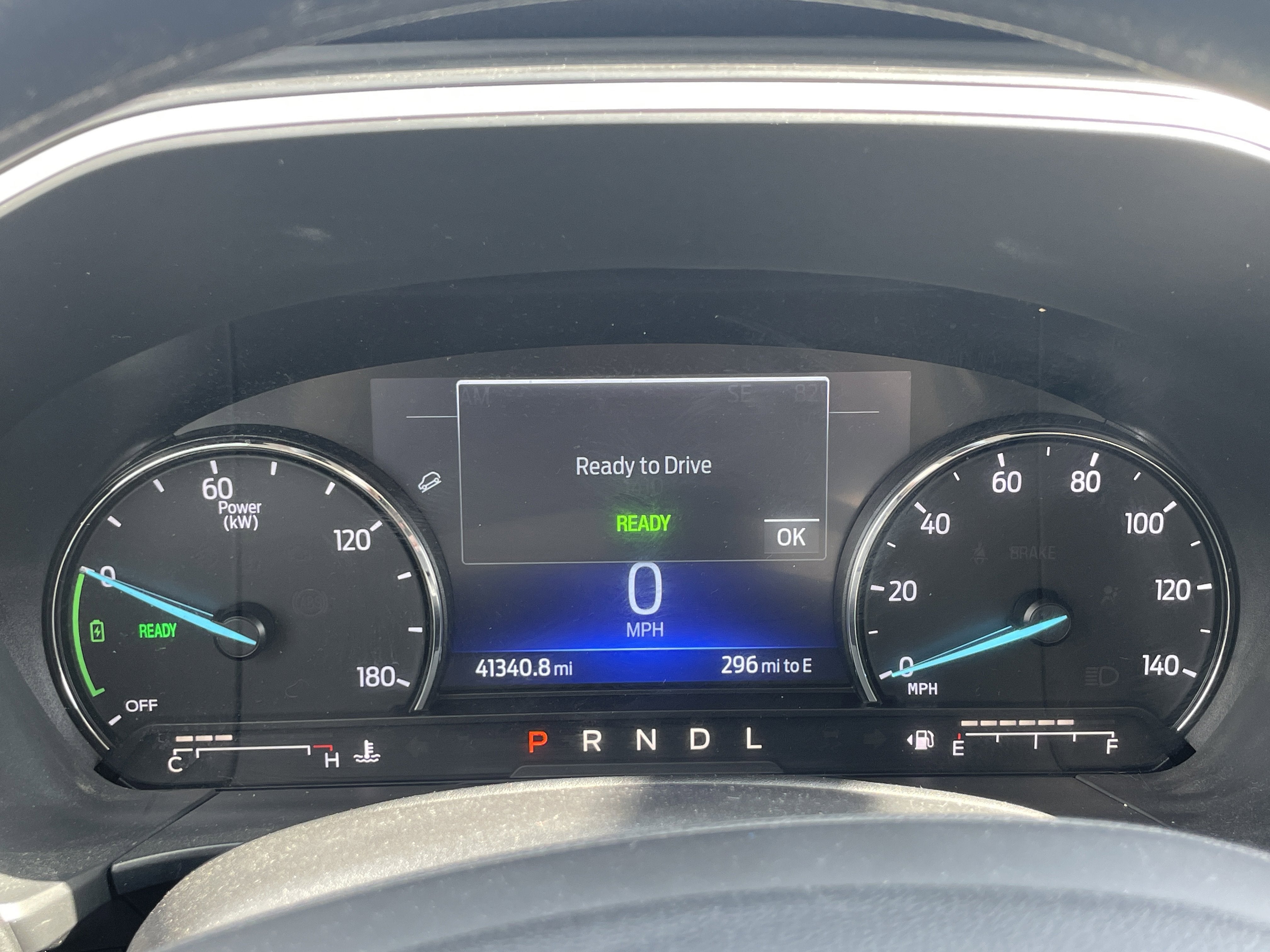 2022 Ford Escape Hybrid SE