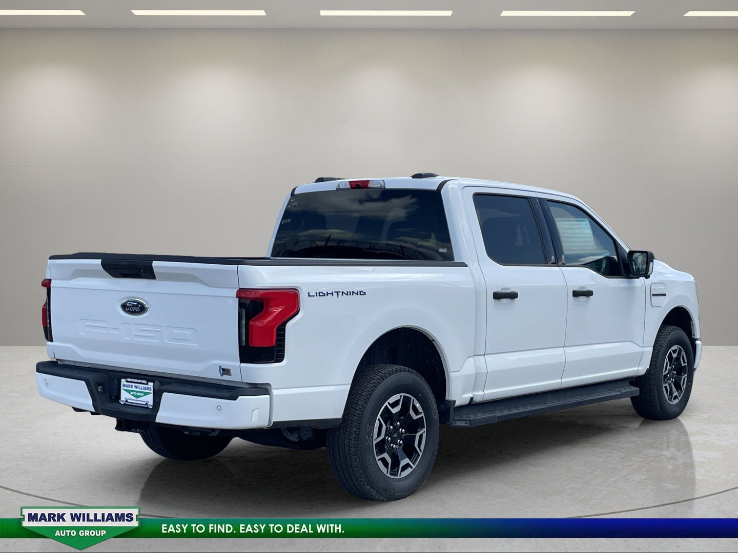 2023 Ford F-150 Lightning XLT
