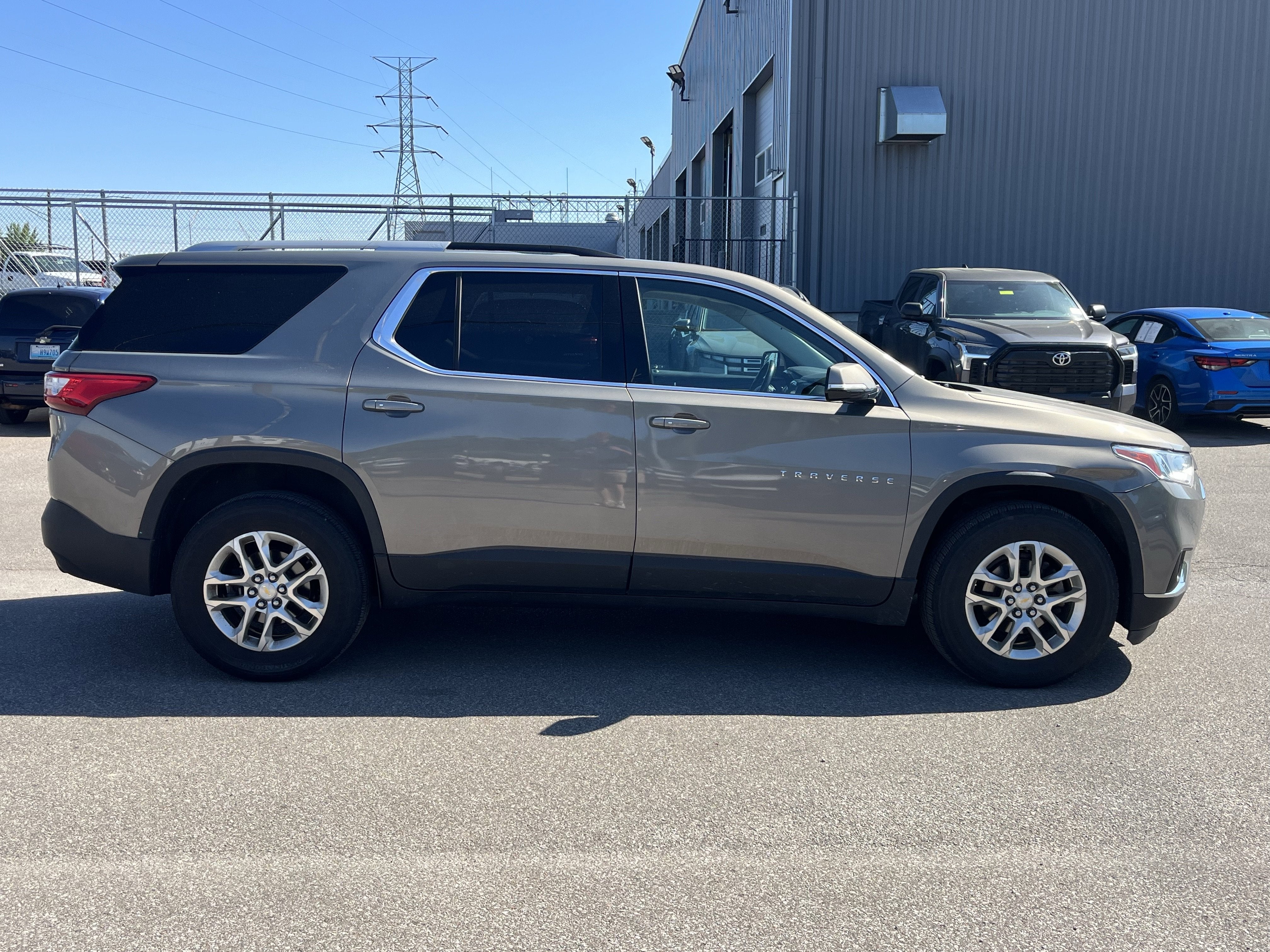 2018 Chevrolet Traverse LT Cloth w/1LT