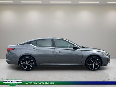2025 Nissan Altima 2.5 SR