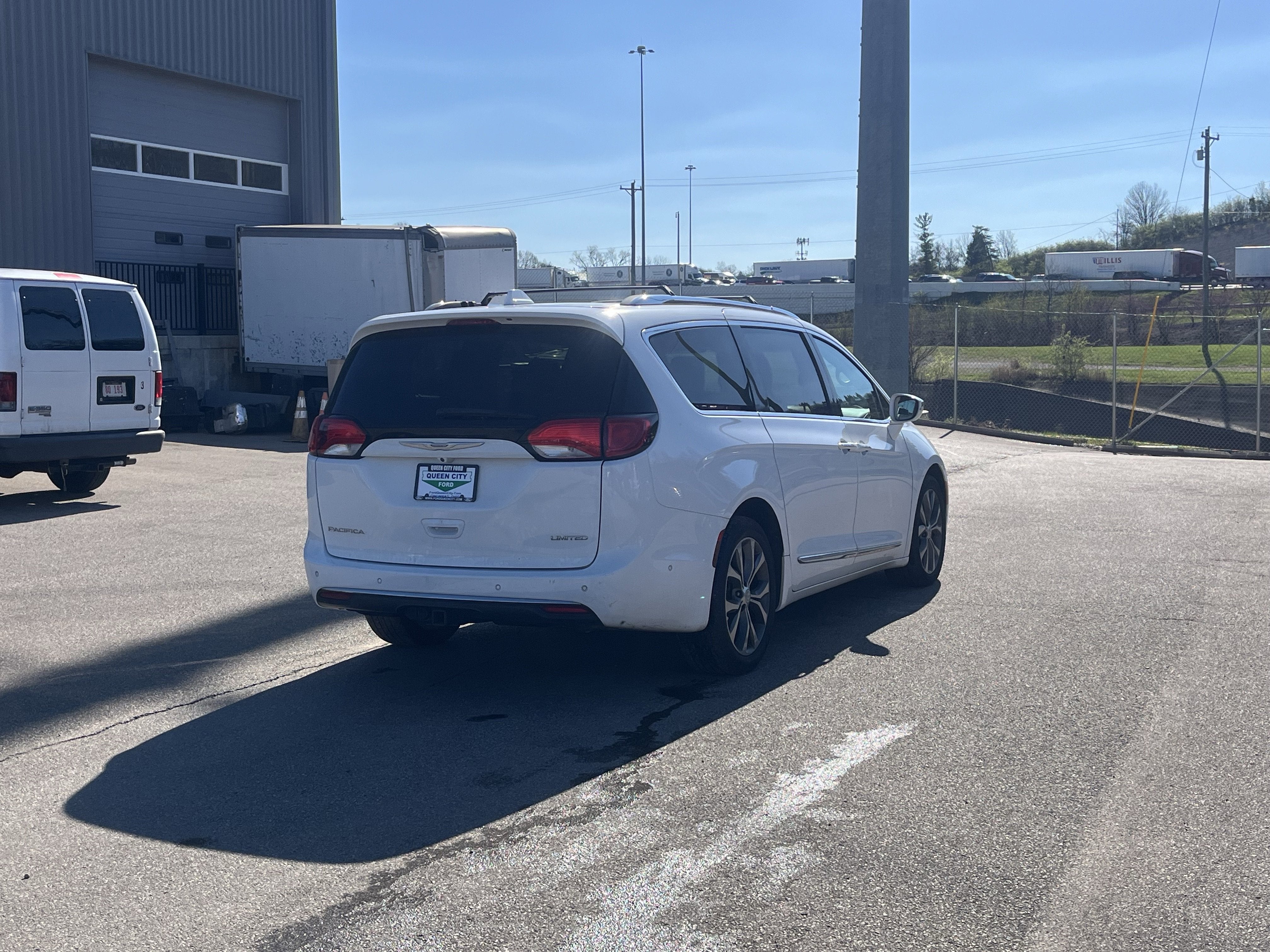 2017 Chrysler Pacifica Limited