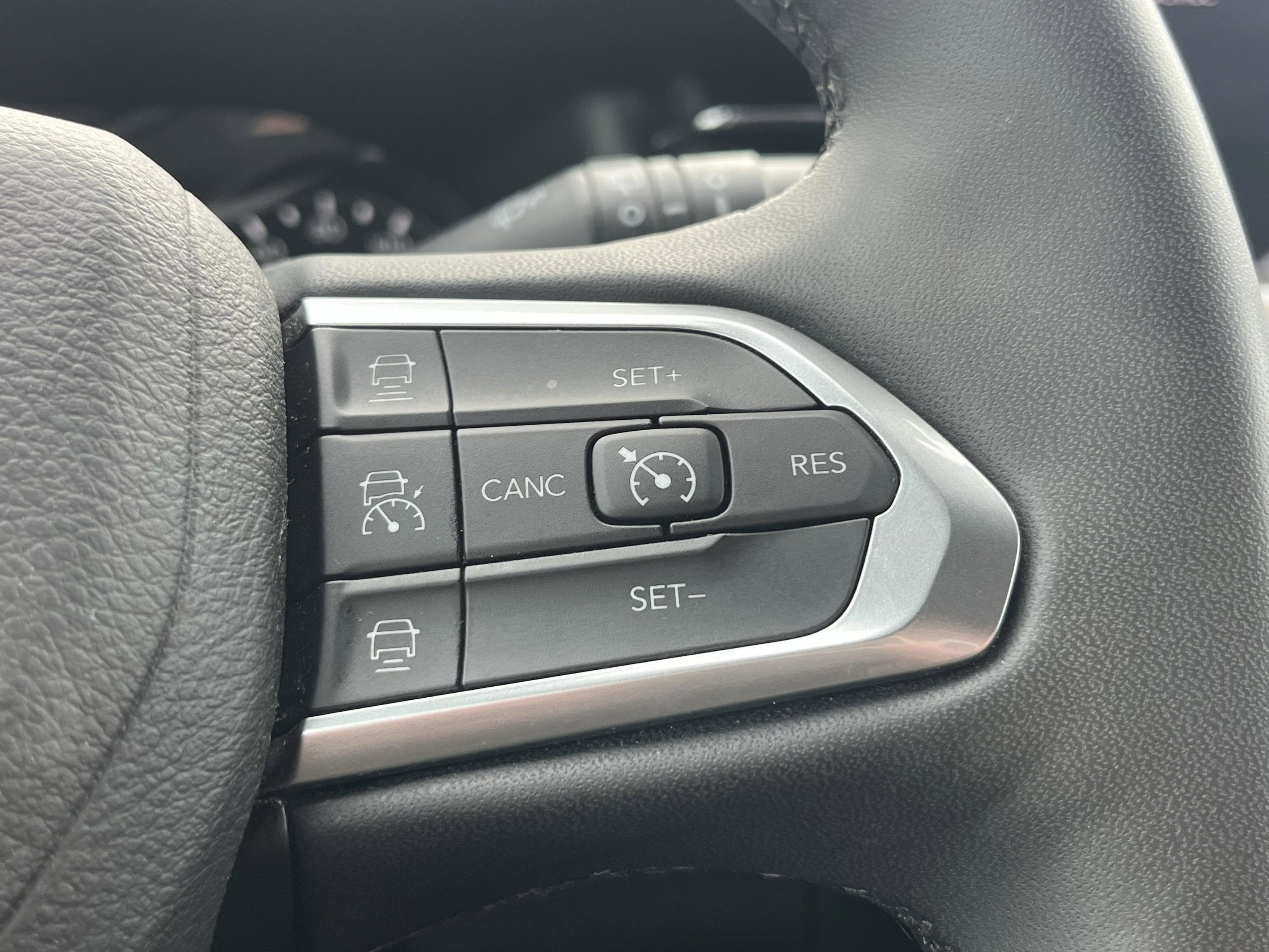 2023 Jeep Compass (Red) Edition