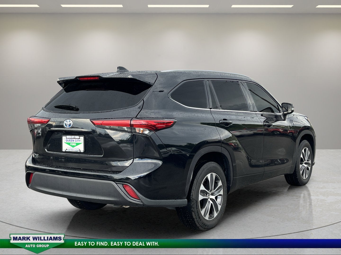 2021 Toyota Highlander Hybrid XLE