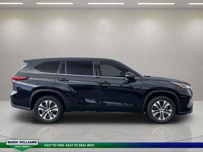 2021 Toyota Highlander Hybrid XLE
