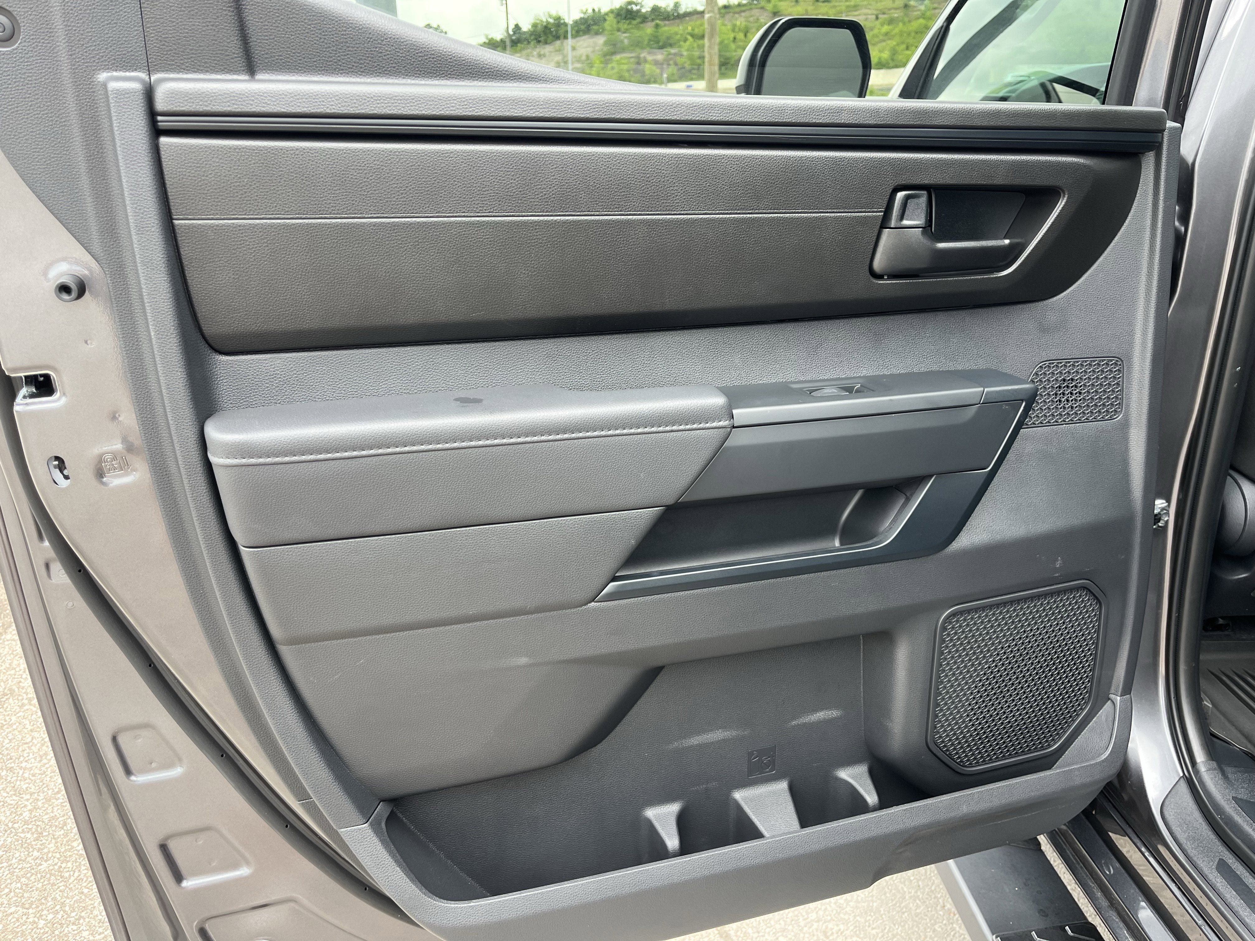 2025 Toyota Tundra SR